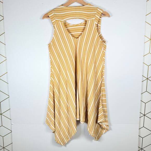 Dee Elle Yellow White Striped Dress Sleeveless Women’s M Handkerchief Hem Casual - Picture 3 of 5